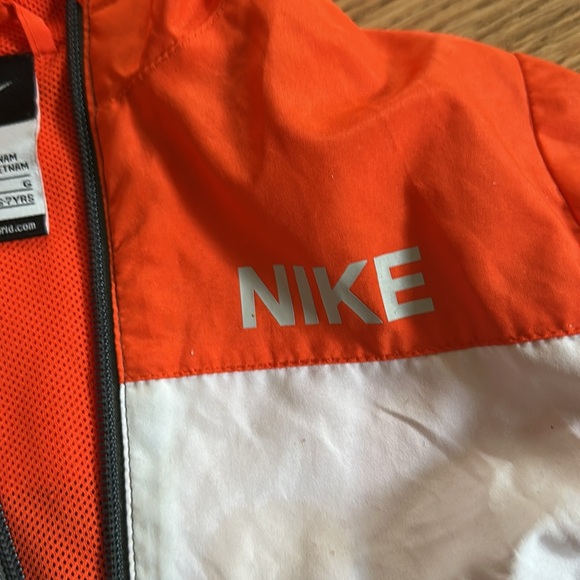 Nike Jacket - Picture 4 of 6